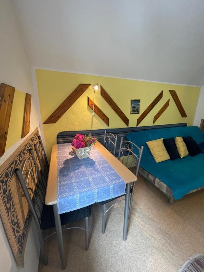 Apartments And Rooms Razen 보히니 외부 사진